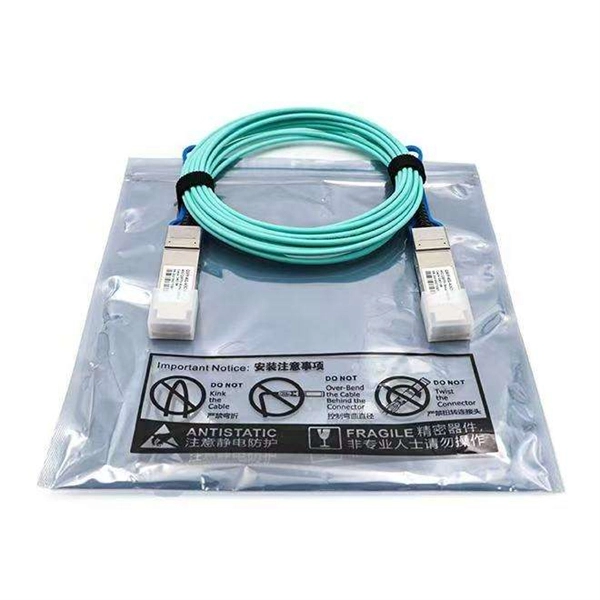 Which company makes reliable high-voltage common-enclosure busbar trunking 