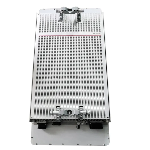 What to do if the fiber optic tray is not securely fastened 