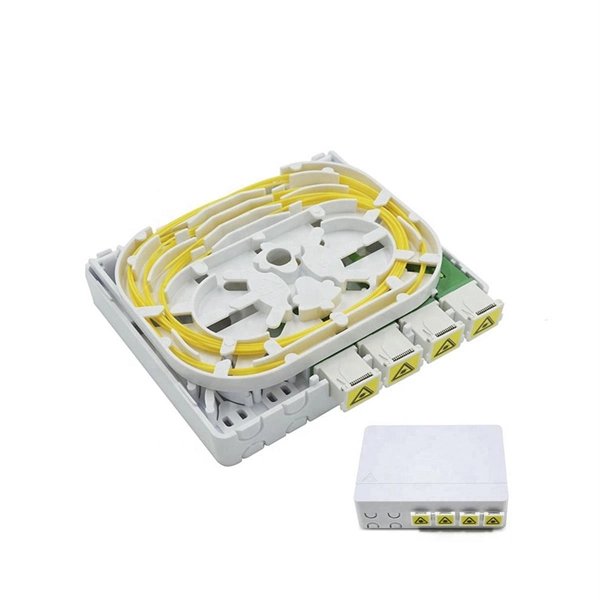 Optical cable including traction ring