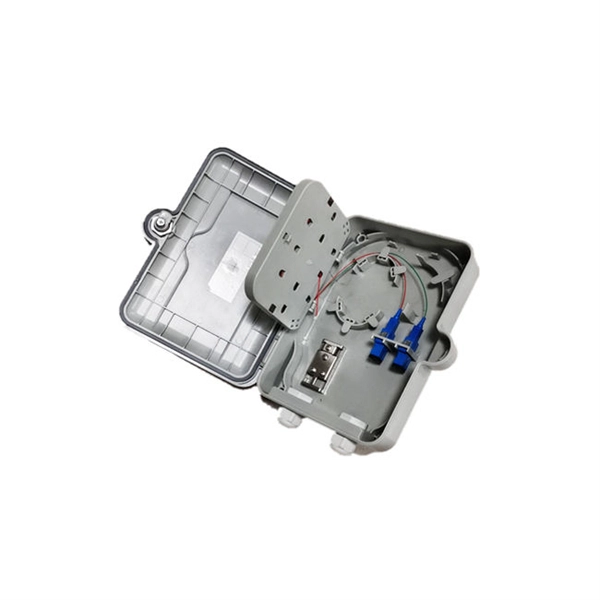 How to connect fiber optic cables for network communication 