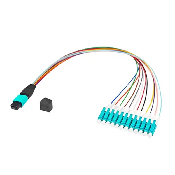 Fiber optic port to optical power meter
