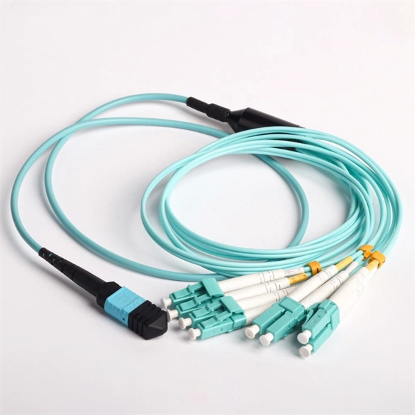 Universal dust cap for optical power meters