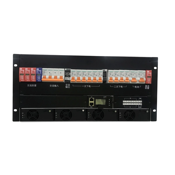 Fiber optic cable for collecting light