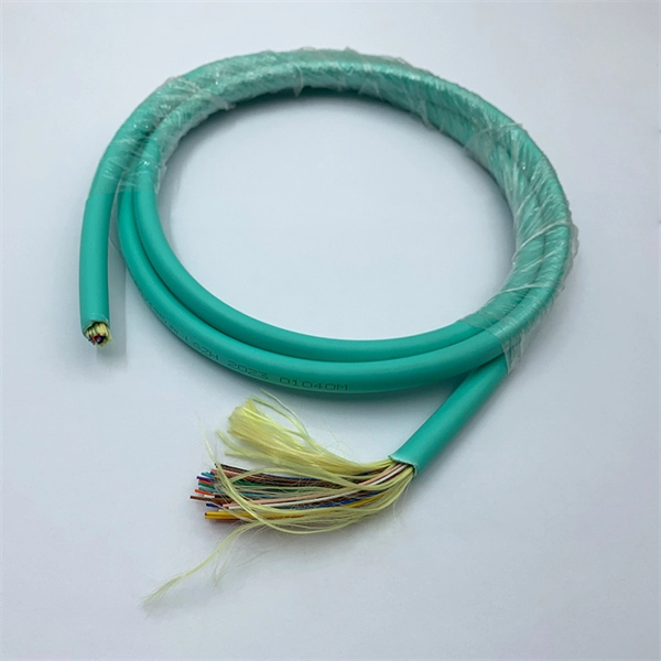 External wiring and grounding wire of the distribution box
