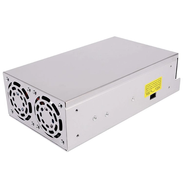 Wiring of a fully equipped 96-core fiber optic distribution box