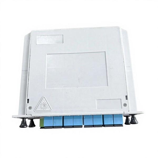 Can both high-voltage and low-voltage wires be run through cable trays 